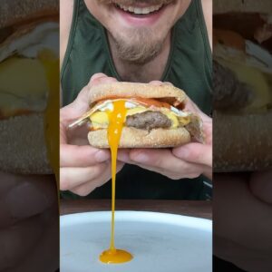 400 Calorie Breakfast Sandwich (35g Protein)